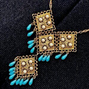 Long Hanging Triangles Pendant Necklace